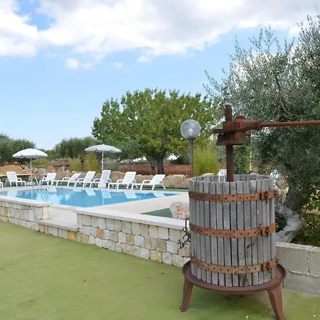 Trullo Country Relax Lumieri Casa vacanze *